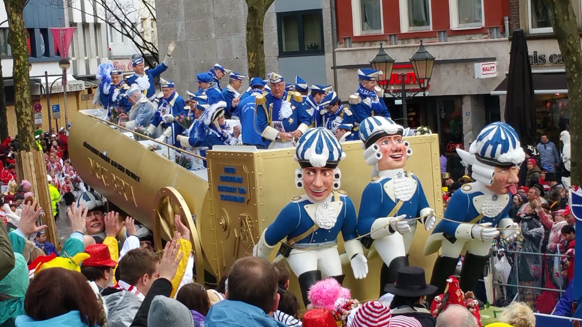 Float at Carnival done in blue