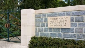 entrance wall and gate to the normandy american cemetery