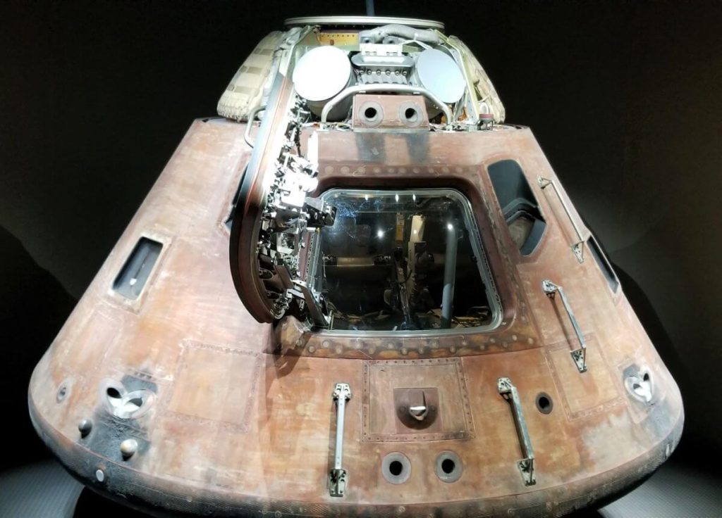 apollo 14 capsule on display at kennedy space center