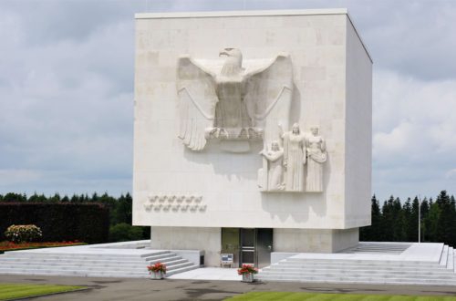 Ardennes american cemetery chapel exterior